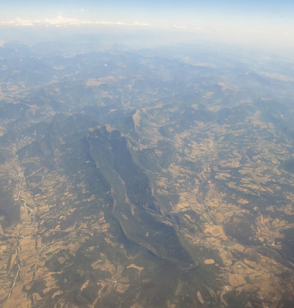 Vue aerienne de la foret de Saou, synclinal perche de la Drome